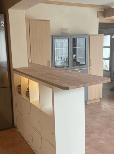 барна стійка для зонуванн в кухню на замволення