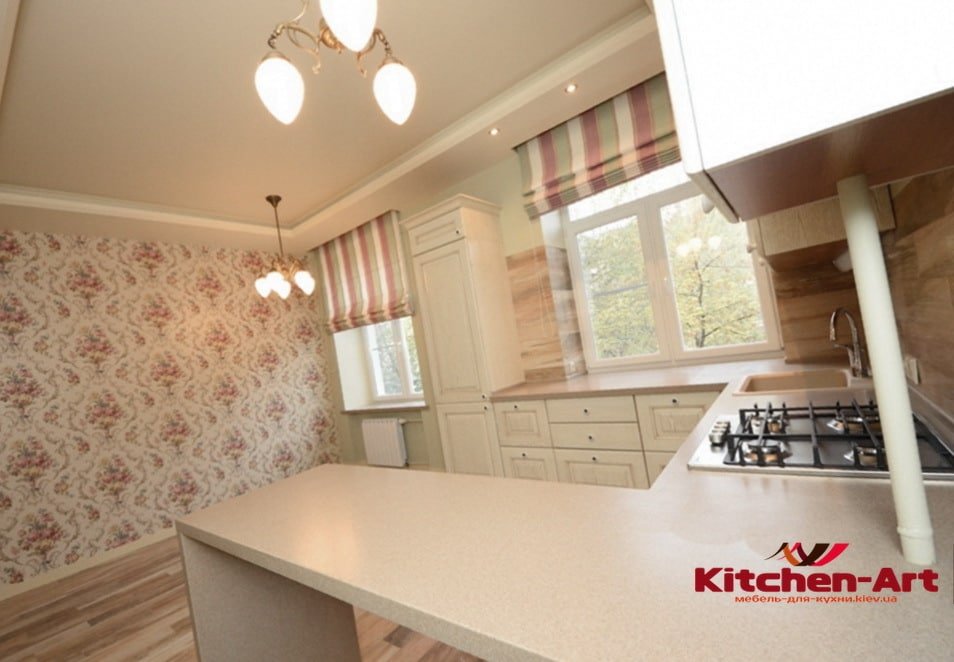 Меблі для кухні від виробника: стільниці замість підвіконня