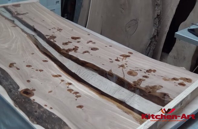 купить Столешница из эпоксидной смолы и дерева