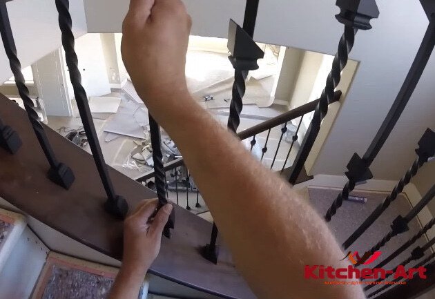 Лестница под заказ на металлическом каркасе