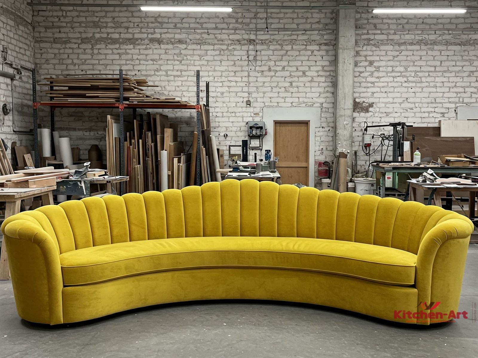жовтий радіусний диван на замовлення