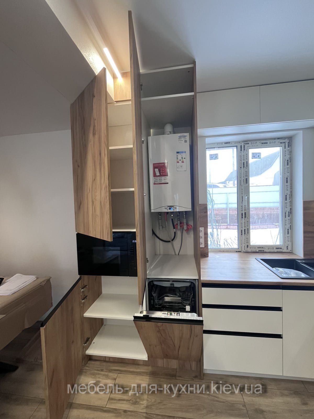 Замовити кухню за індивідуальними розмірами в Буче