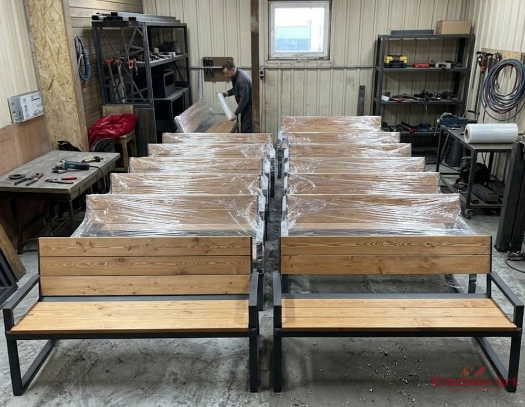 Сучасні лави для зон відпочинку в торгових центрах