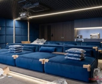 синие кресла для кинотеатра