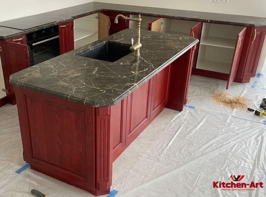 кухні з масиву дерева від виробника