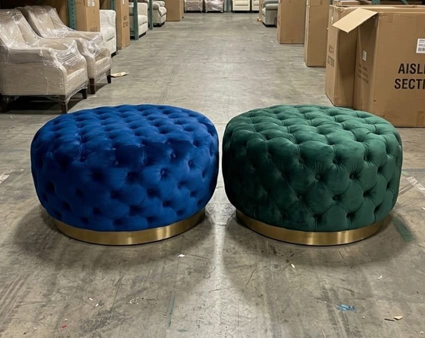 нестандартний пуф з дерев'яною основою з дуба