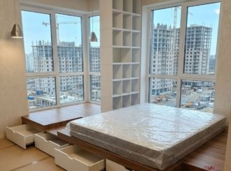 подиум с двумя спальными местами