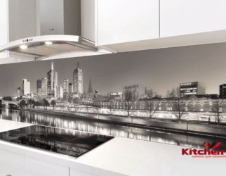 Стеклянный фартук на кухню в Украине