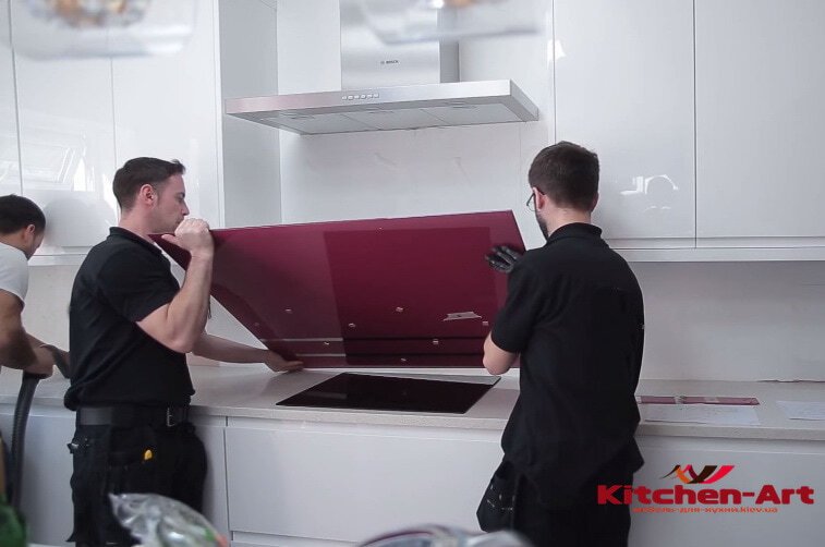 установка кухонного фартука