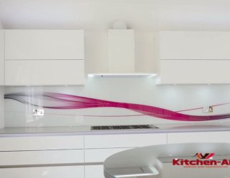 Кухонные фартуки из стекла