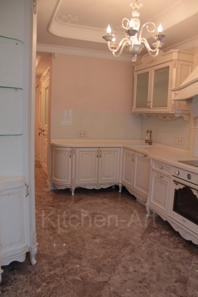 продаж кухонних меблів в Киеве