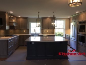 эксклюзивная кухня с кухонным островом