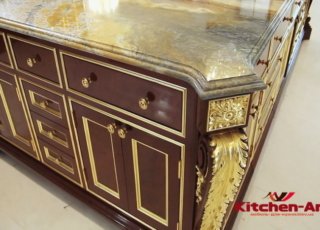 кухня из красного дерева