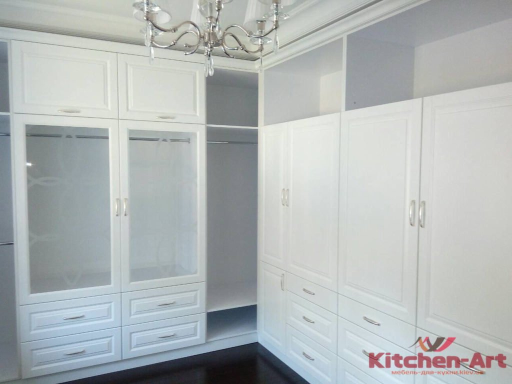 угловой деревянный шкаф гардероб под заказ