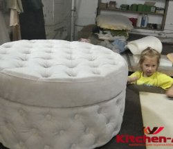 Пуфик в стиле честер коричневый из кожи