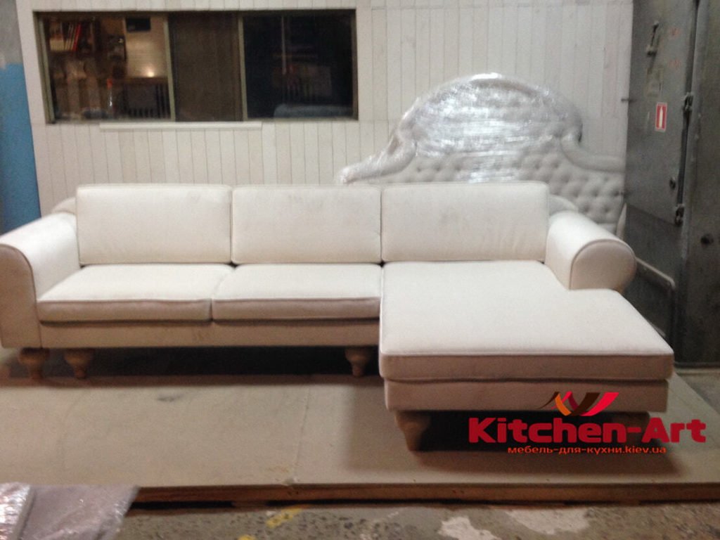 Большой диван со спальным местом на заказ Киев