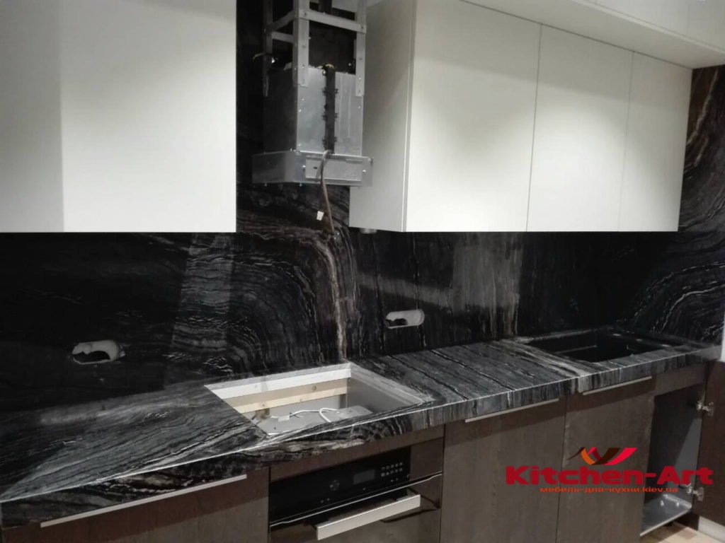 столешница из камня для кухни на заказ в Борисполе