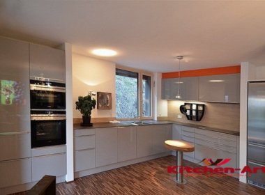 Угловая кухня с дсп Фасадами Вышгоро Угловая кухня с дсп Фасадами Вышгоро