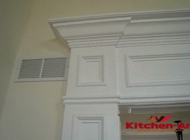 деревянные откосы и балки деревянные откосы и балки вокруг двери