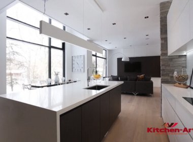 современная мебель в кухню на заказ кухонный остров из массива ясеня