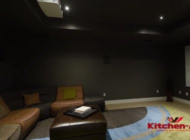 угловой диван в кинотеарт угловой диван в кинотеарт