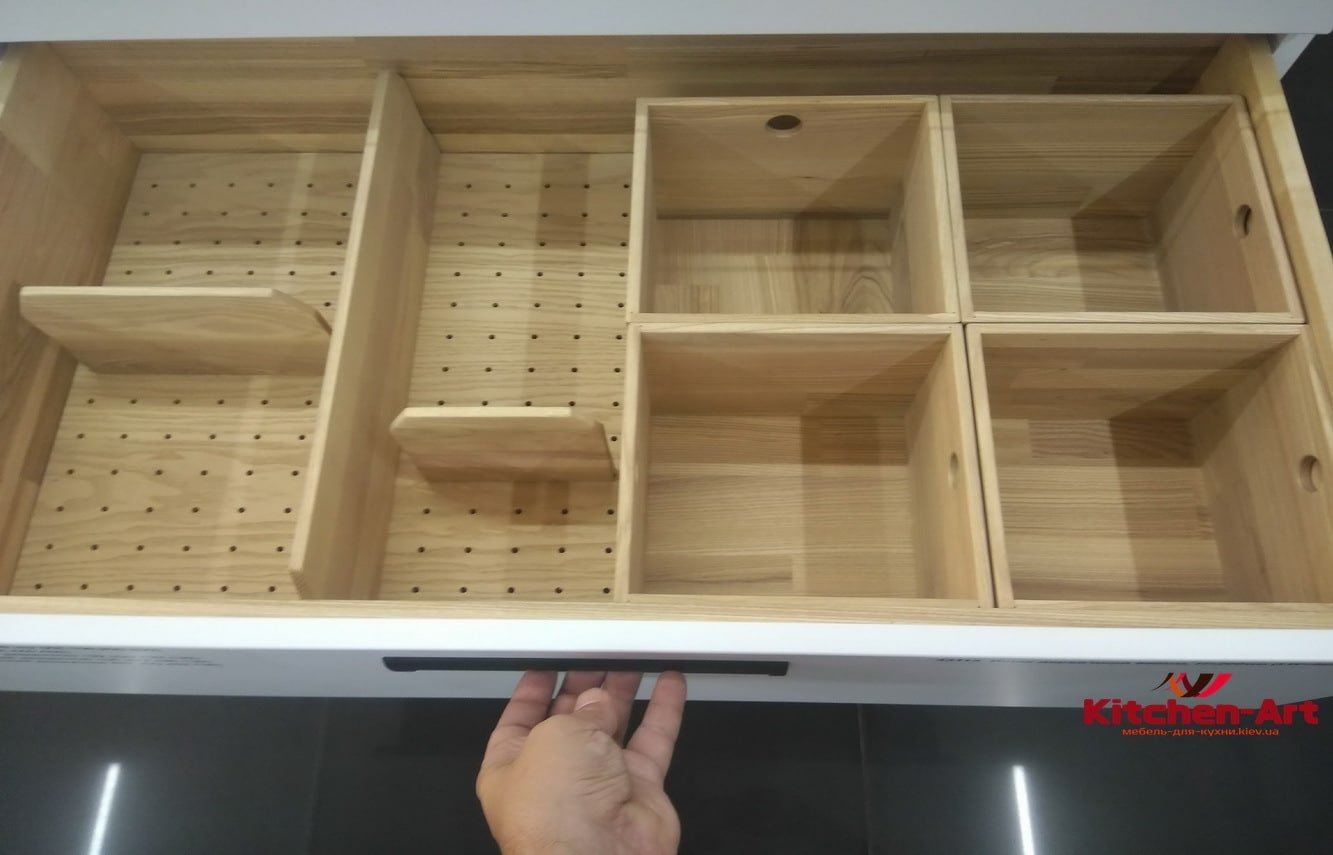 кухни с фасадами из бука