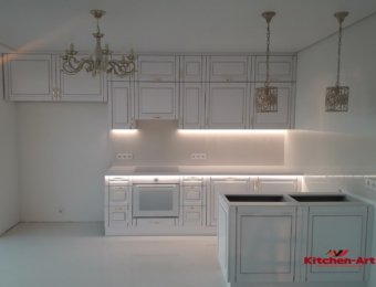 островная кухня из массива дуба