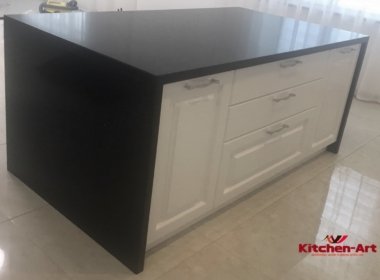 кухонный островой из кварца и дерева кухонный островой из кварца и дерева