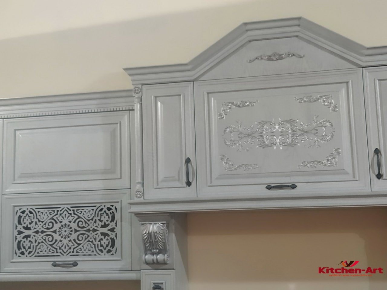 декорация кухни из массива бука