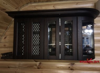 витрины дубовой кухни витрины верхних секций кухни