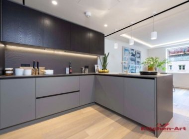 современный дизайн проект угловой кухни Фотографии