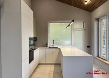 продаж вбудованої кухні