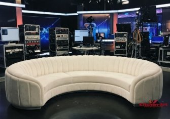 Садовый круглый диван