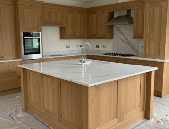 встроенная кухня на заказ с островом