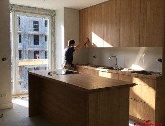 угловая встроенная кухня для дома