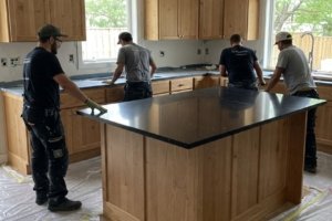 замена кухонной старой столешницы на деревянную