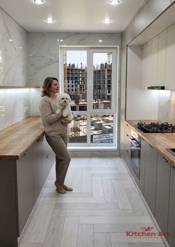 стильная параллельная кухня в квартиру