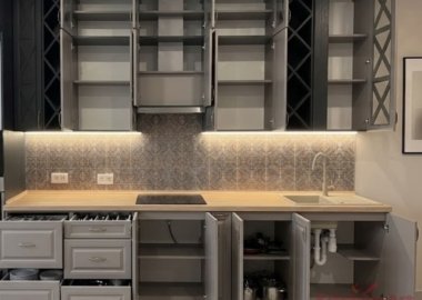 фурнитура для кухонь из массива