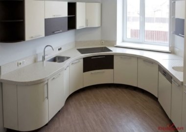 kitchen-round-ua_04 круглая кухня с белыми фасадами